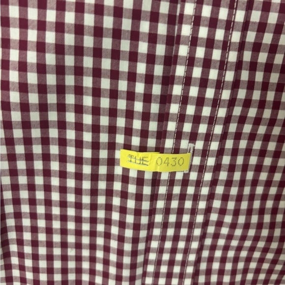 IZOD Men’s Dress Shirt Size Large – Burgundy Gingham Check Long Sleeve - Picture 4 of 5